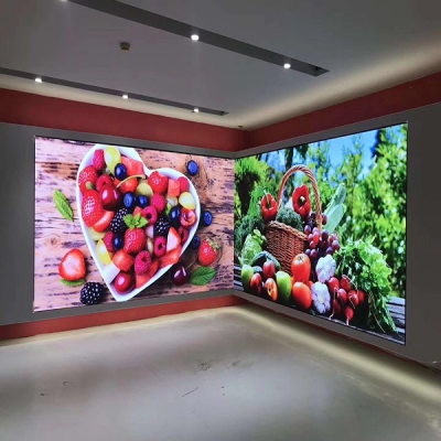 P2 indoor full color display corner screen